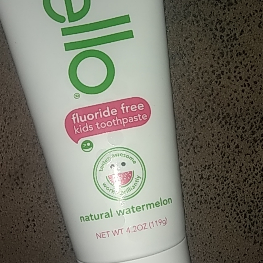 Hello Fluoride Free Kids Toothpaste - Picture 5 of 5